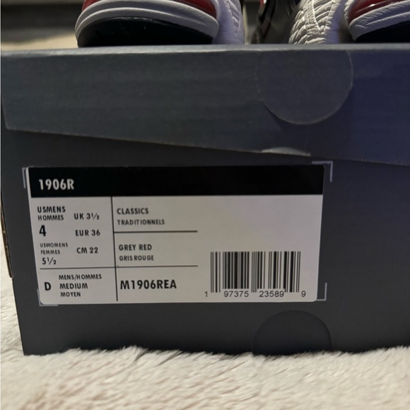 New Balance 1906R - Picture 6 of 6